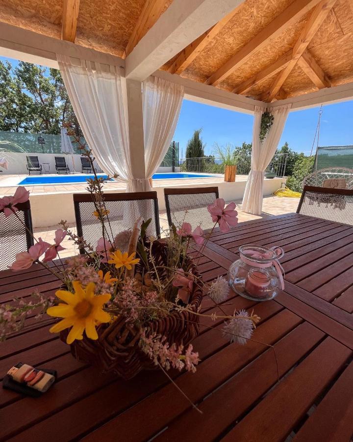 Holiday Home Calma Imotski Luaran gambar